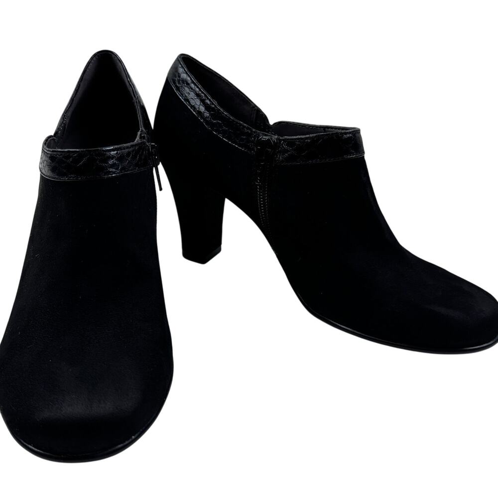 Aerosoles Heelrest Day Strole Faux Suede Comfort Chic Booties Women's Size 8
